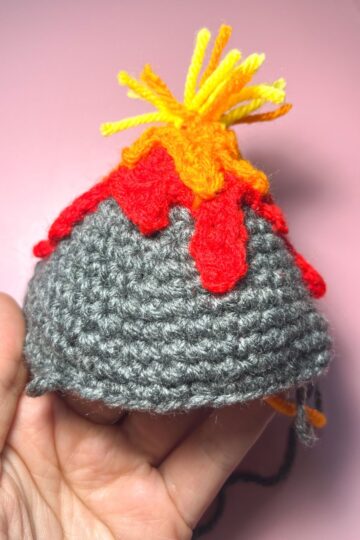Crochet Volcano Pattern - thecaffeinatedsnail.com
