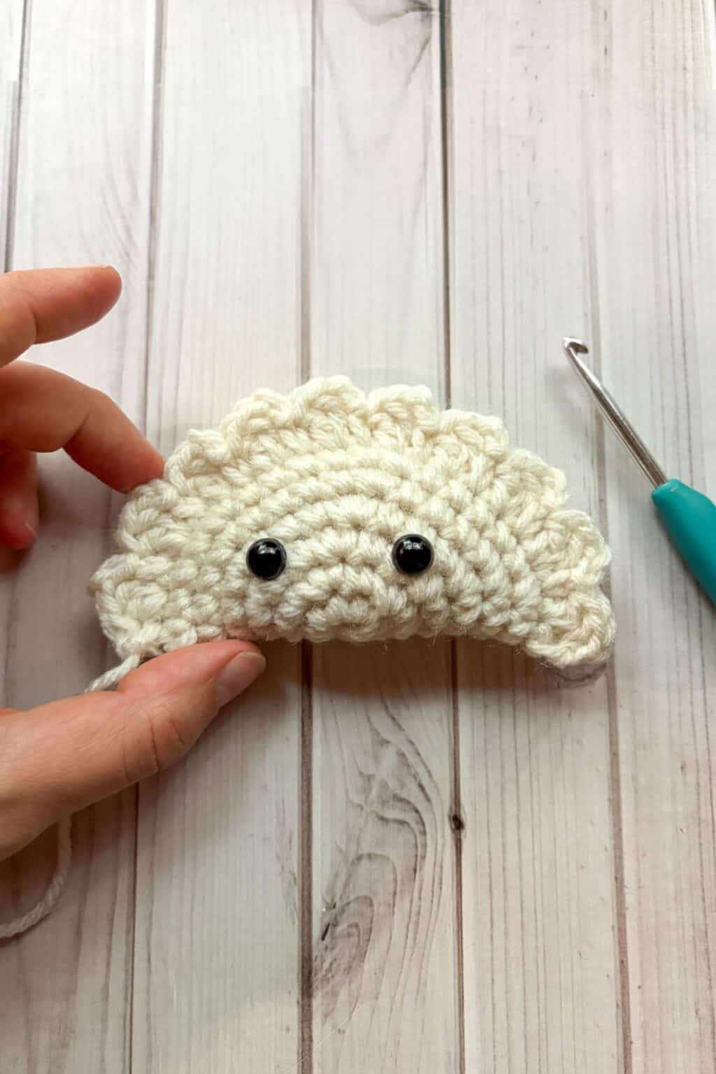 Crochet Dumpling Pattern - thecaffeinatedsnail.com