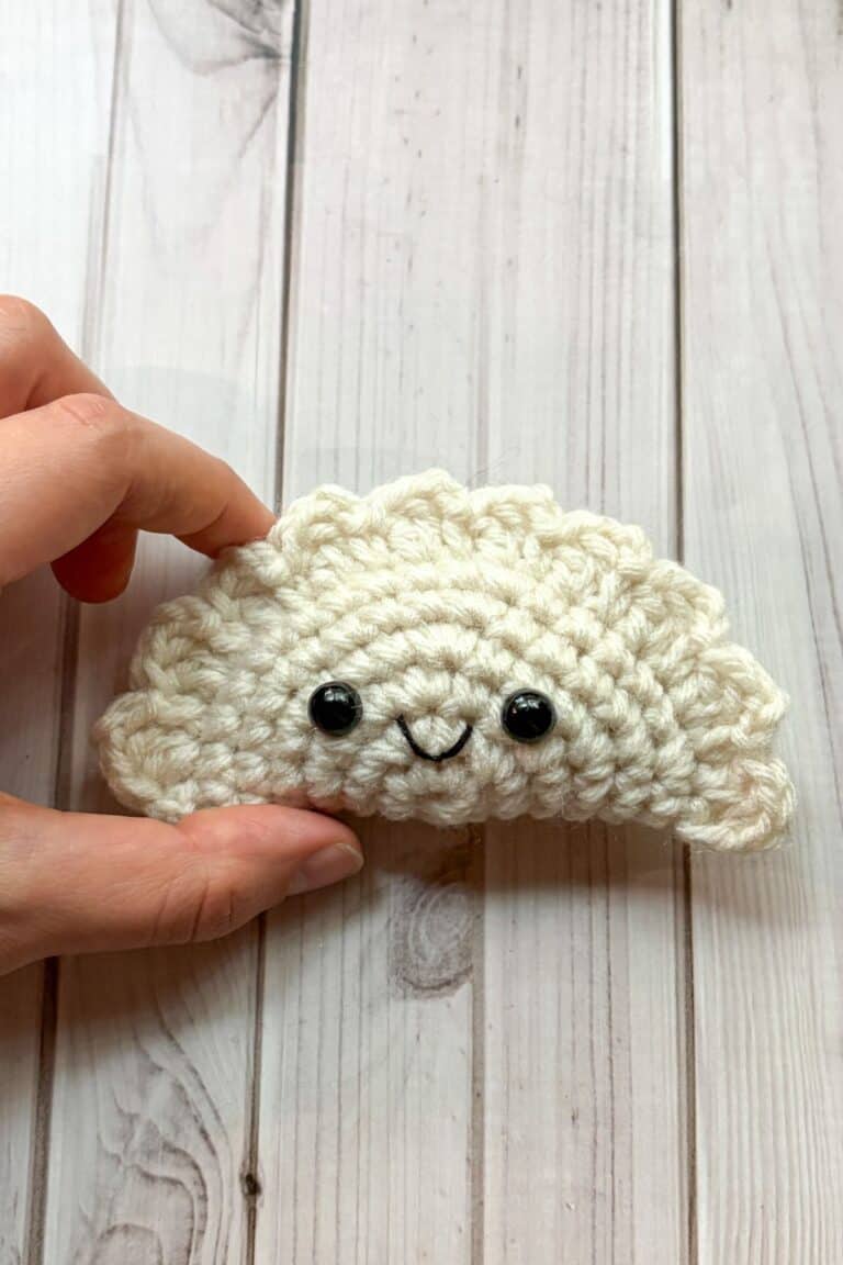 Crochet Dumpling Pattern - thecaffeinatedsnail.com