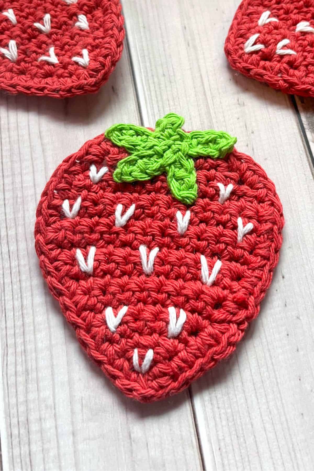 Crochet Strawberry Coaster Pattern thecaffeinatedsnail