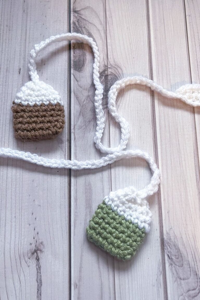 Crochet Tea Bag Bookmark Pattern - thecaffeinatedsnail.com