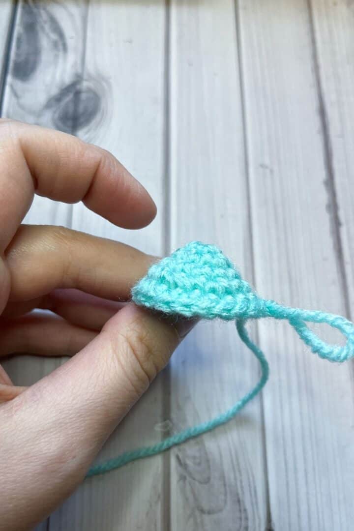 Crochet Easter Egg Pattern - thecaffeinatedsnail.com