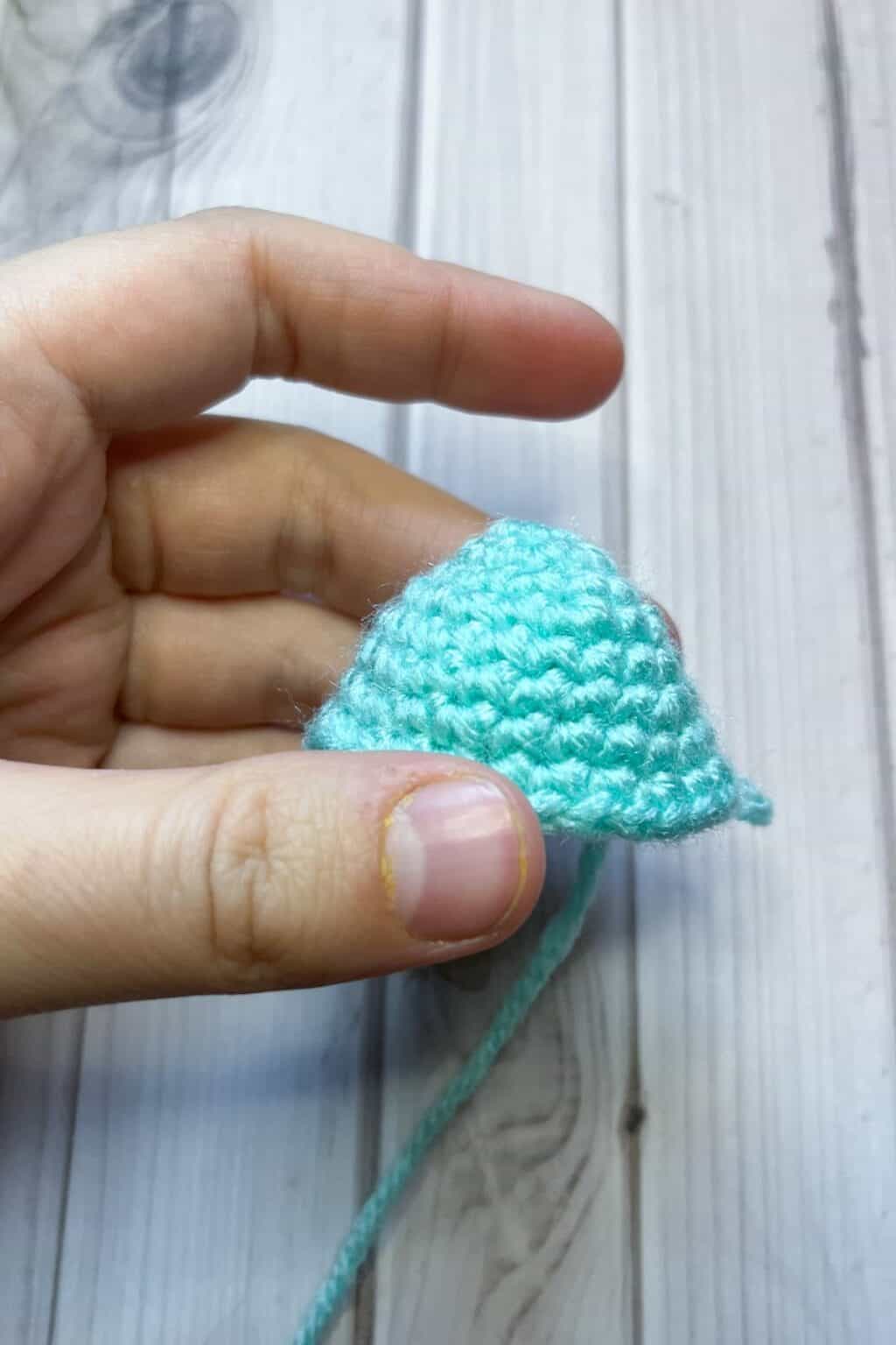 Crochet Easter Egg Pattern - thecaffeinatedsnail.com