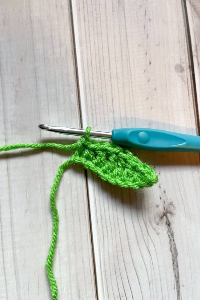 Sprout Pattern Crochet Headphone Sprout Pattern - thecaffeinatedsnail.com