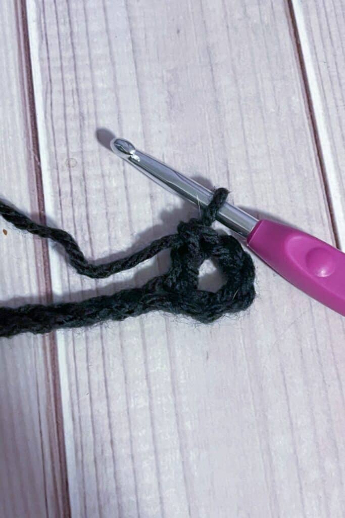 Crochet Plaid Blanket Pattern thecaffeinatedsnail com