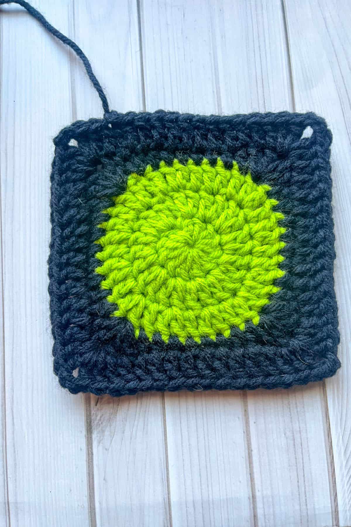 Finished circle granny square.