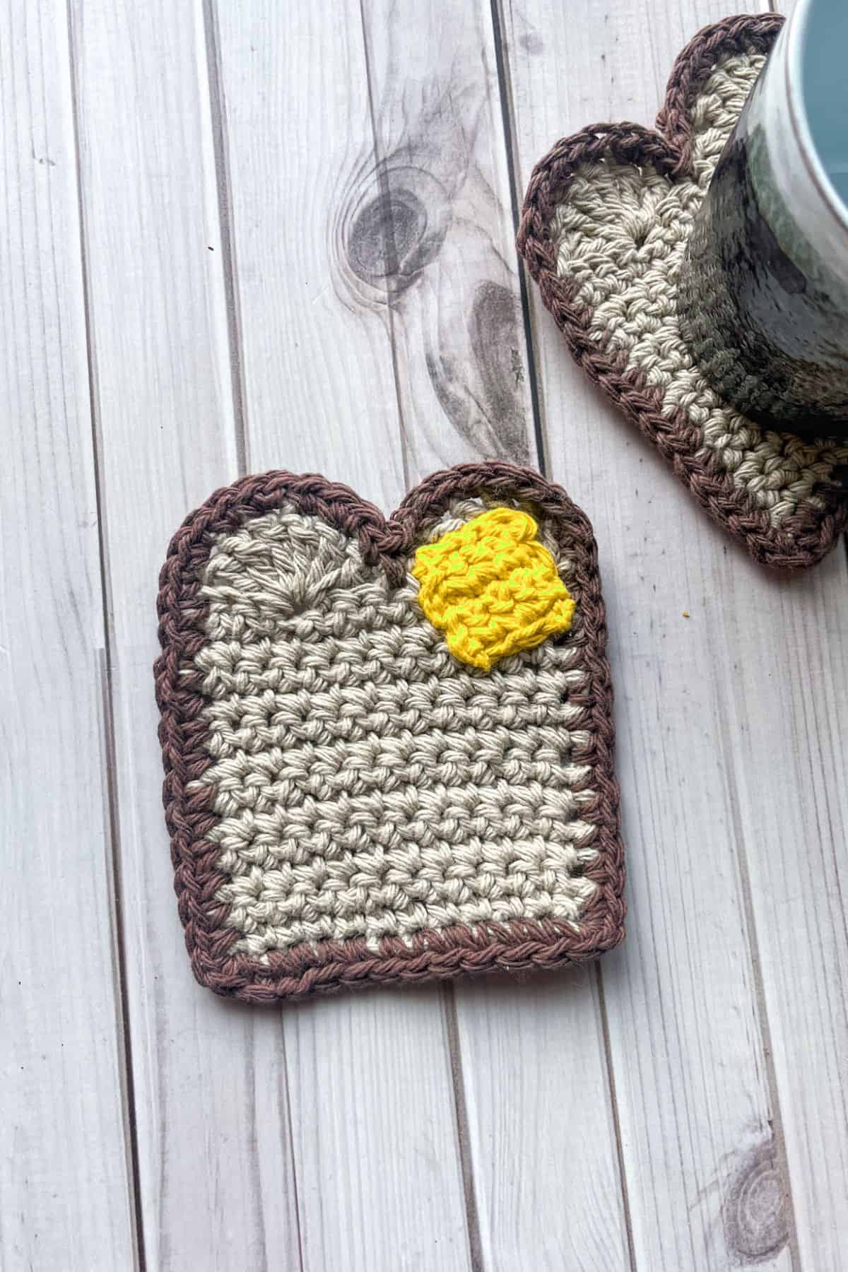 Finished crochet toast coaster pattern.