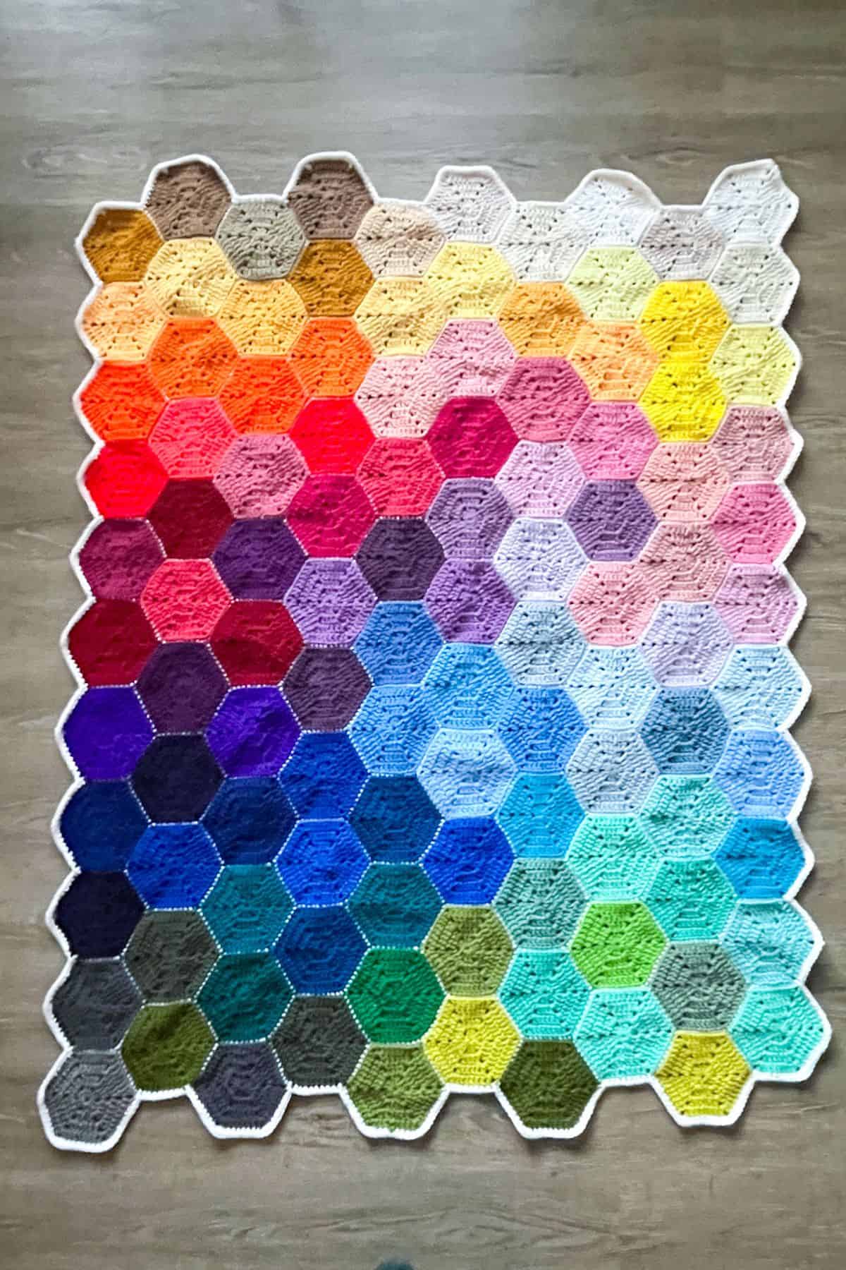 Frontside of the crochet hexagon blanket.