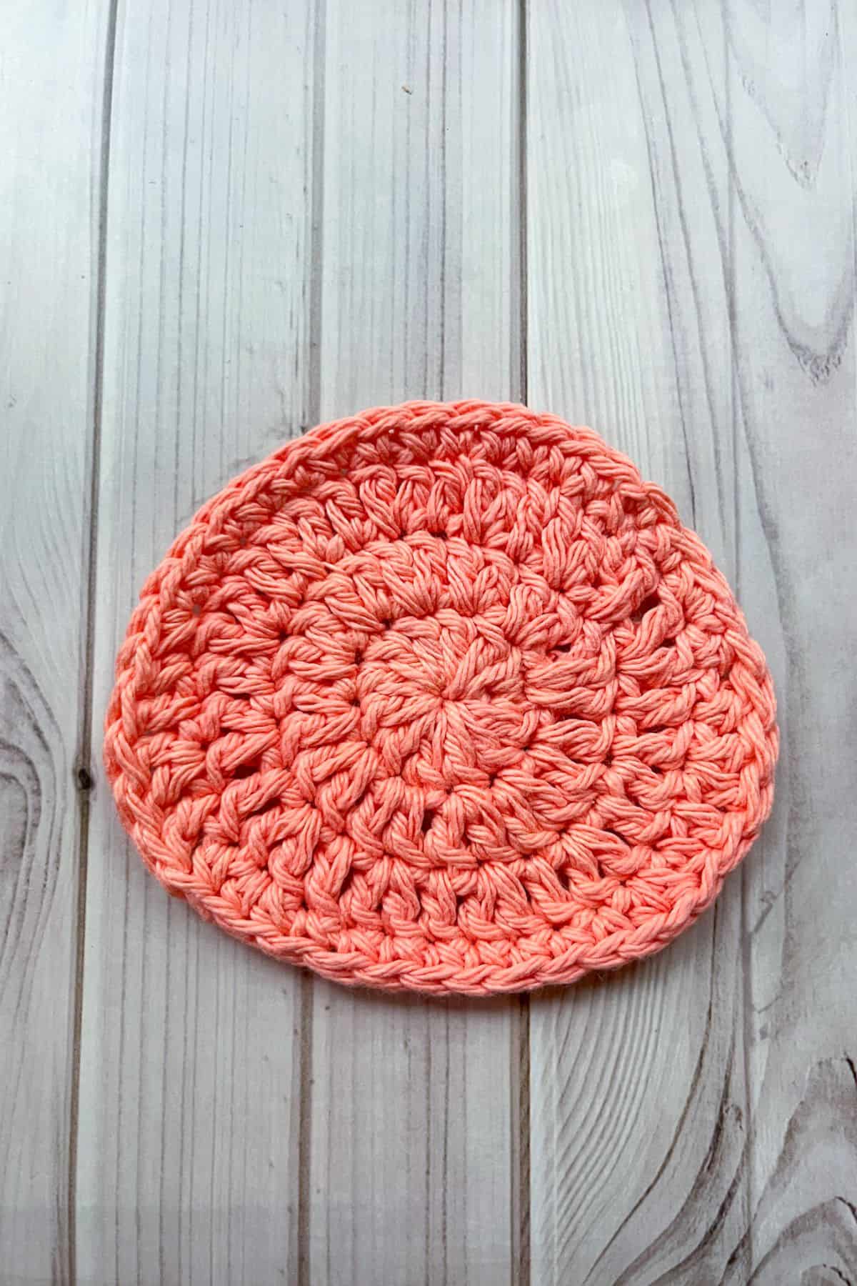 Finished base for the crochet axolotl coaster.