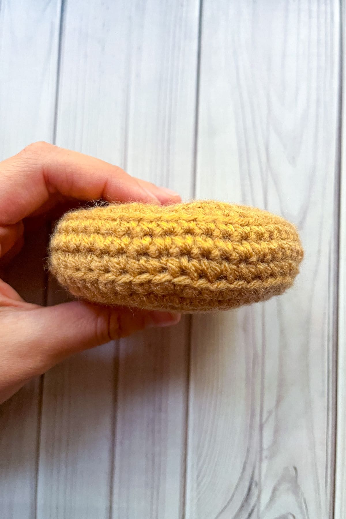 Crochet hamburger bun.