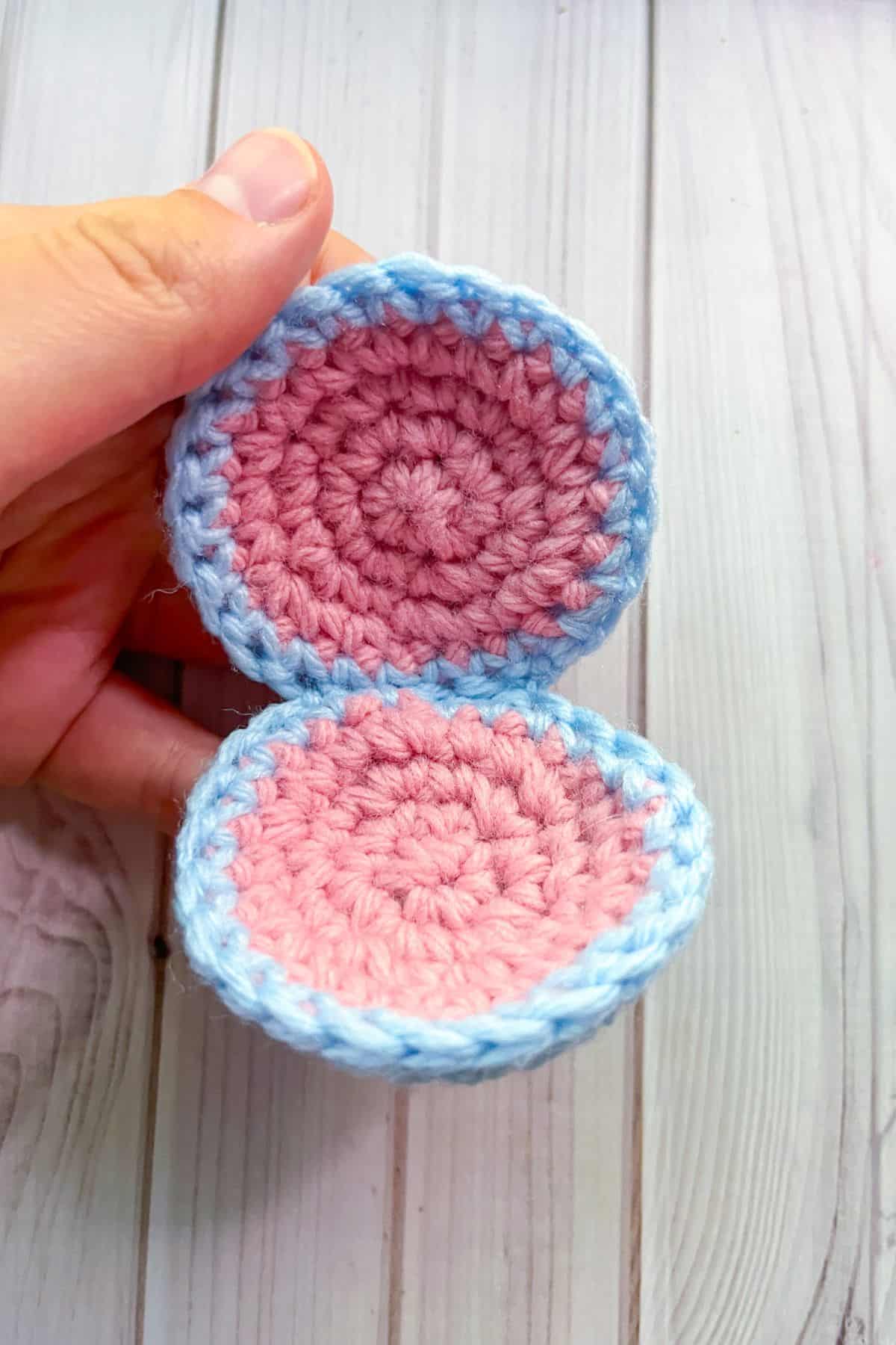 Sewn top and bottom shells together.