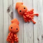 Finished crochet squid pattern.