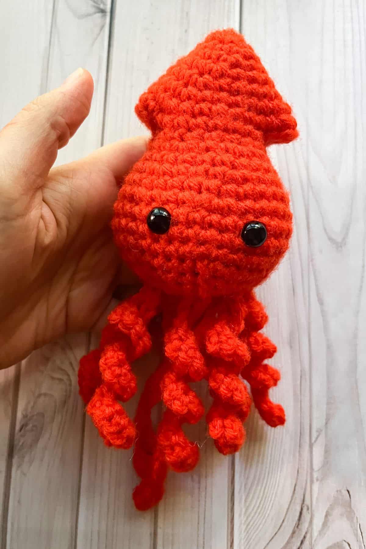 Finished crochet squid pattern.