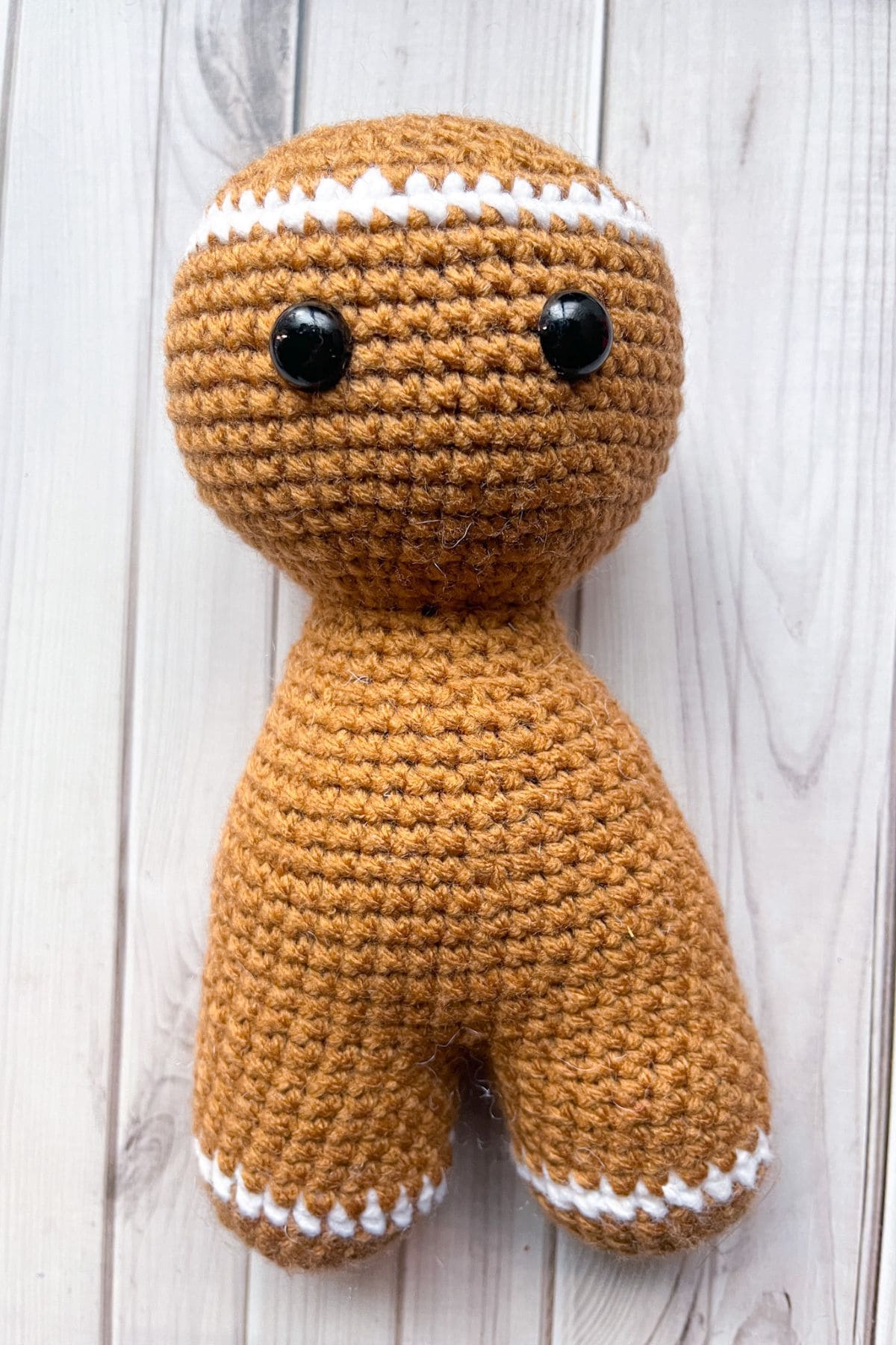 Finished gingerbread body with the head.