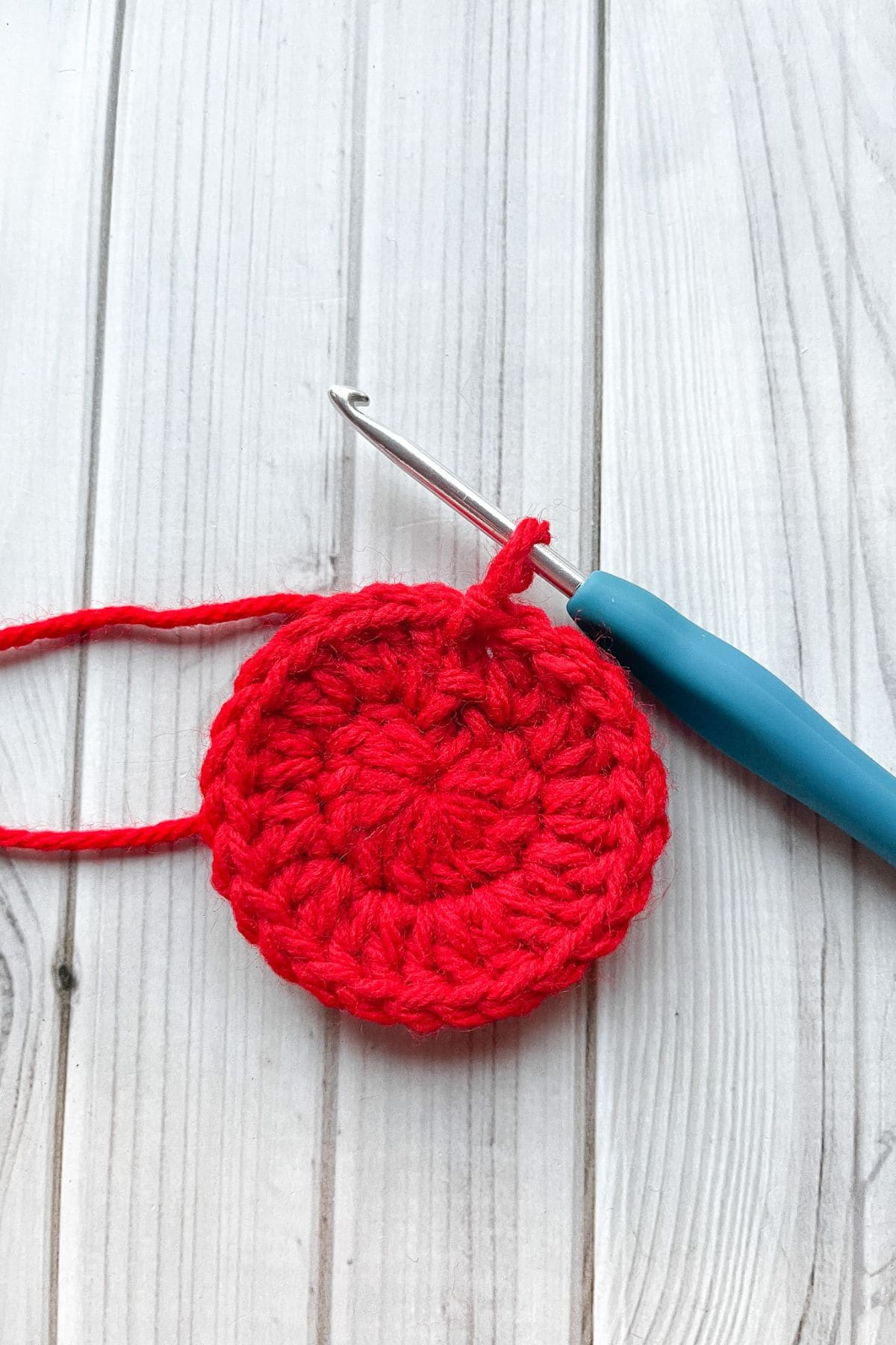 Second round of the crochet heart.