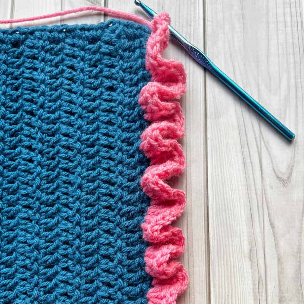 Free Crochet Ruffled Edging Pattern Crochet Ruffle Border Pattern - thecaffeinatedsnail.com