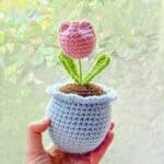 Finished crochet potted tulip plant pattern.