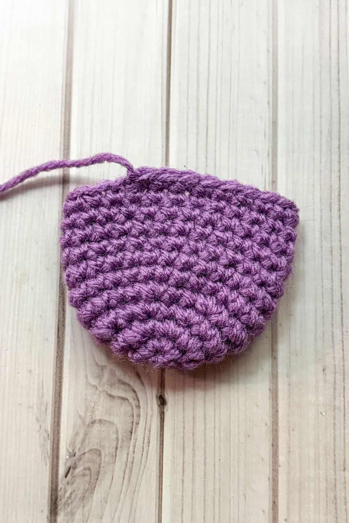 Finished crochet flower part of the tulip.