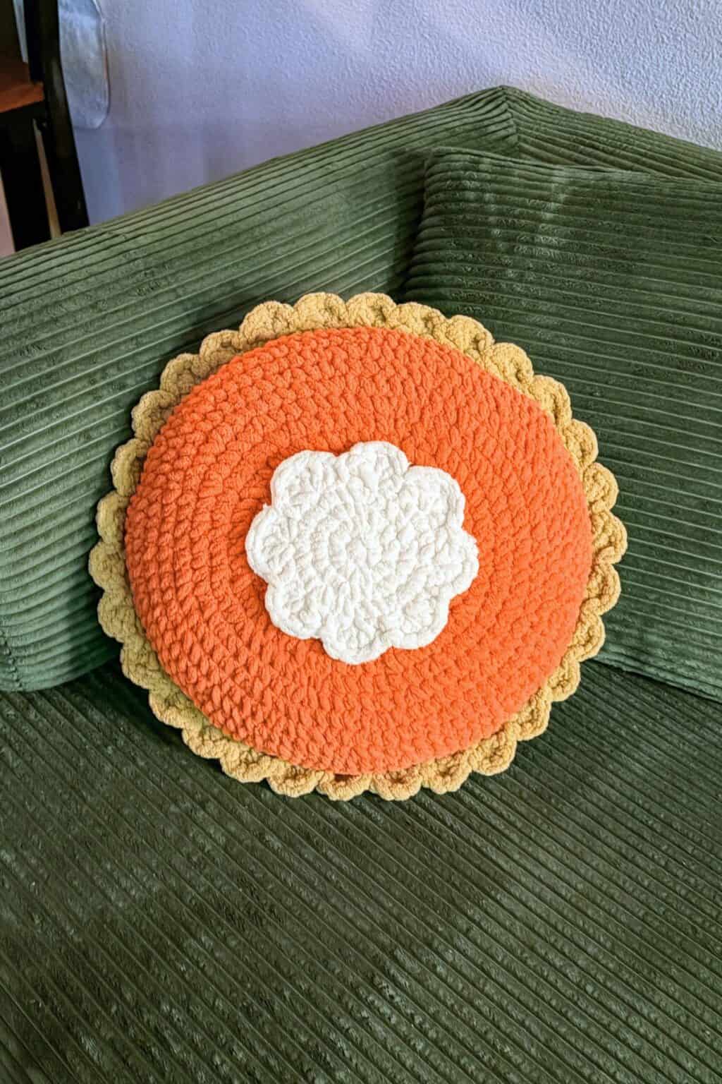 Crochet Pumpkin Pie Pillow Pattern - thecaffeinatedsnail.com